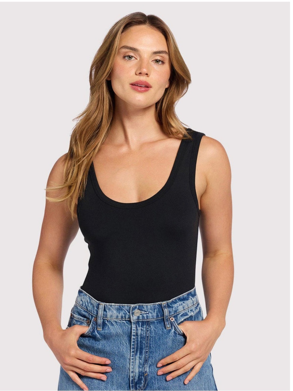 Nuuds Seamless Scoop Tank Bodysuit- Black, Size small